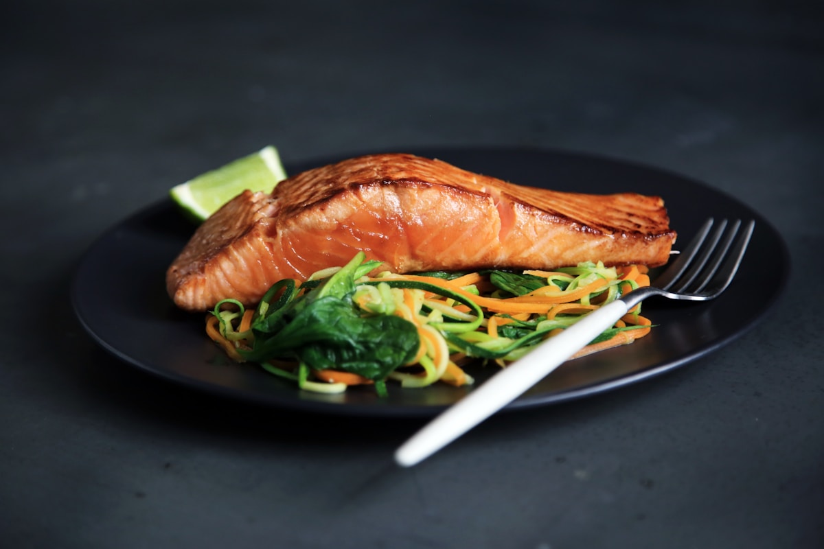 Grilled salmon with soba